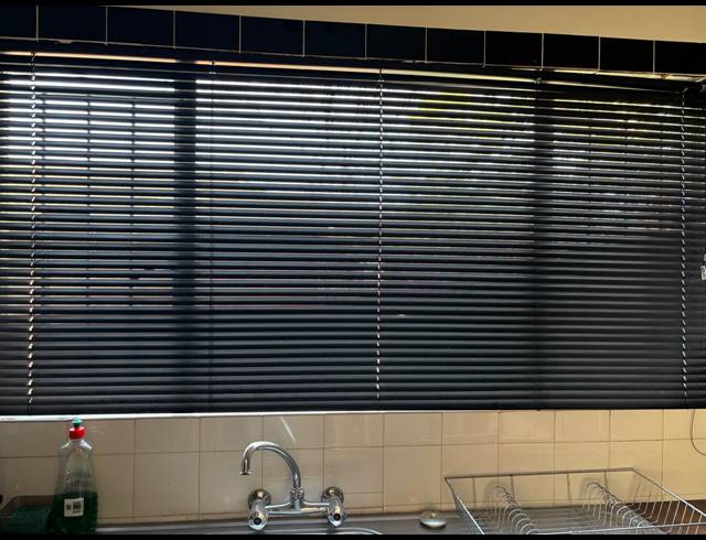 2 BEDROOM APARTMENT FOR SALE IN ESSENWOOD